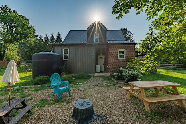 461 S Shady Ave, House other with 3 bedrooms, 3 bathrooms and null parking in Damascus VA | Image 48