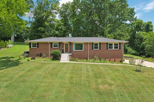 2716 Windemere Dr, Nashville, TN, 37214-1733 | Card Image