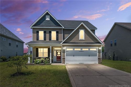 5612 Stonefield St, Hope Mills, NC, 28348-7561 | Card Image