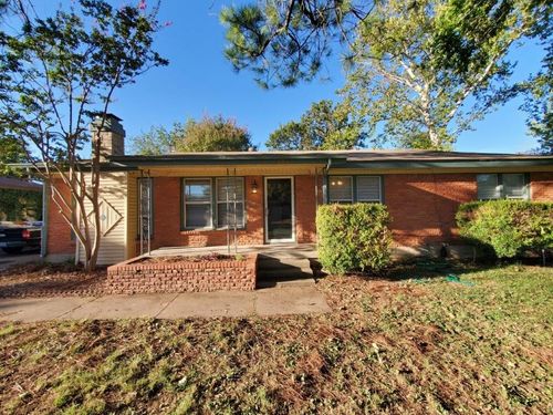 124 Cedar Street, Hurst, TX, 76063 | Card Image