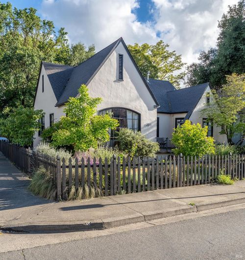 301 Scott Street, Ukiah, CA, 95482 | Card Image