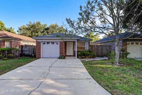 650 Americas Cup Cir S, Jacksonville, FL, 32233-4621 | Card Image
