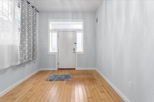 5-8 Parker St, Everett, MA, 02149-2905 | Card Image