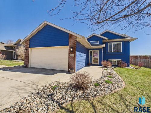 5200 S Arden Ave Avenue, Sioux Falls, SD, 57108 | Card Image