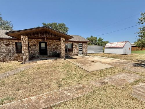 508 Slocum Ave, Lone Wolf, OK, 73655-9782 | Card Image