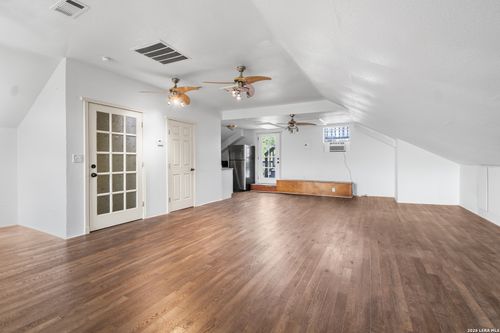 1303-235 E Huisache Ave, San Antonio, TX, 78212-3031 | Card Image