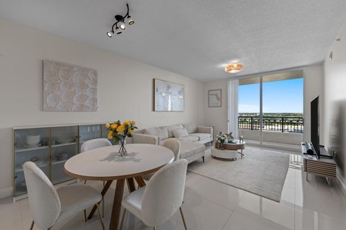 1421-550 Okeechobee Blvd, West Palm Beach, FL, 33401-6317 | Card Image