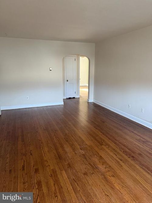 1-112 Fairfield Ln, WAYNE, PA, 19087-3106 | Card Image