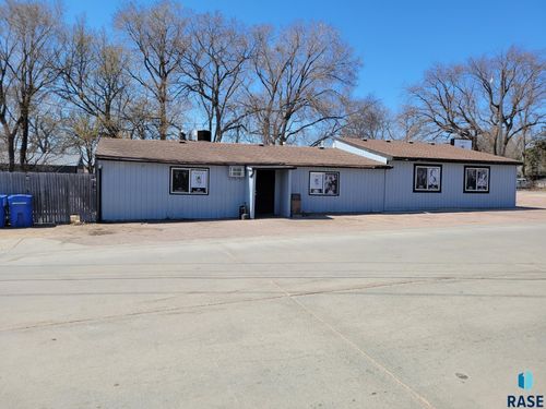 313 N Garfield Ave, Dell Rapids, SD, 57022-2020 | Card Image