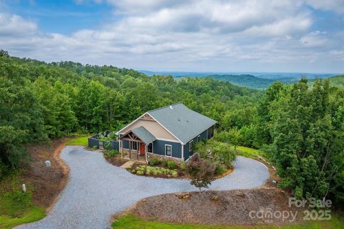 381 Scenic Overlook Dr, Nebo, NC, 28761-0246 | Card Image