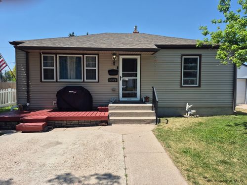 3326 Alexander Ave, Cheyenne, WY, 82001-1510 | Card Image