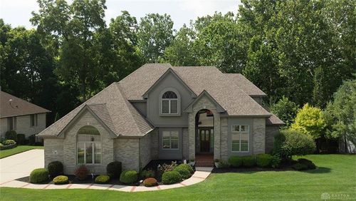 8 Berwick Ct, Miamisburg, OH, 45342-6609 | Card Image