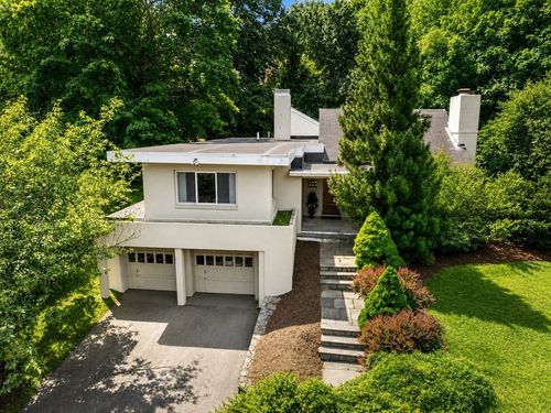 6 Wareland Rd, Wellesley, MA, 02481-7610 | Card Image