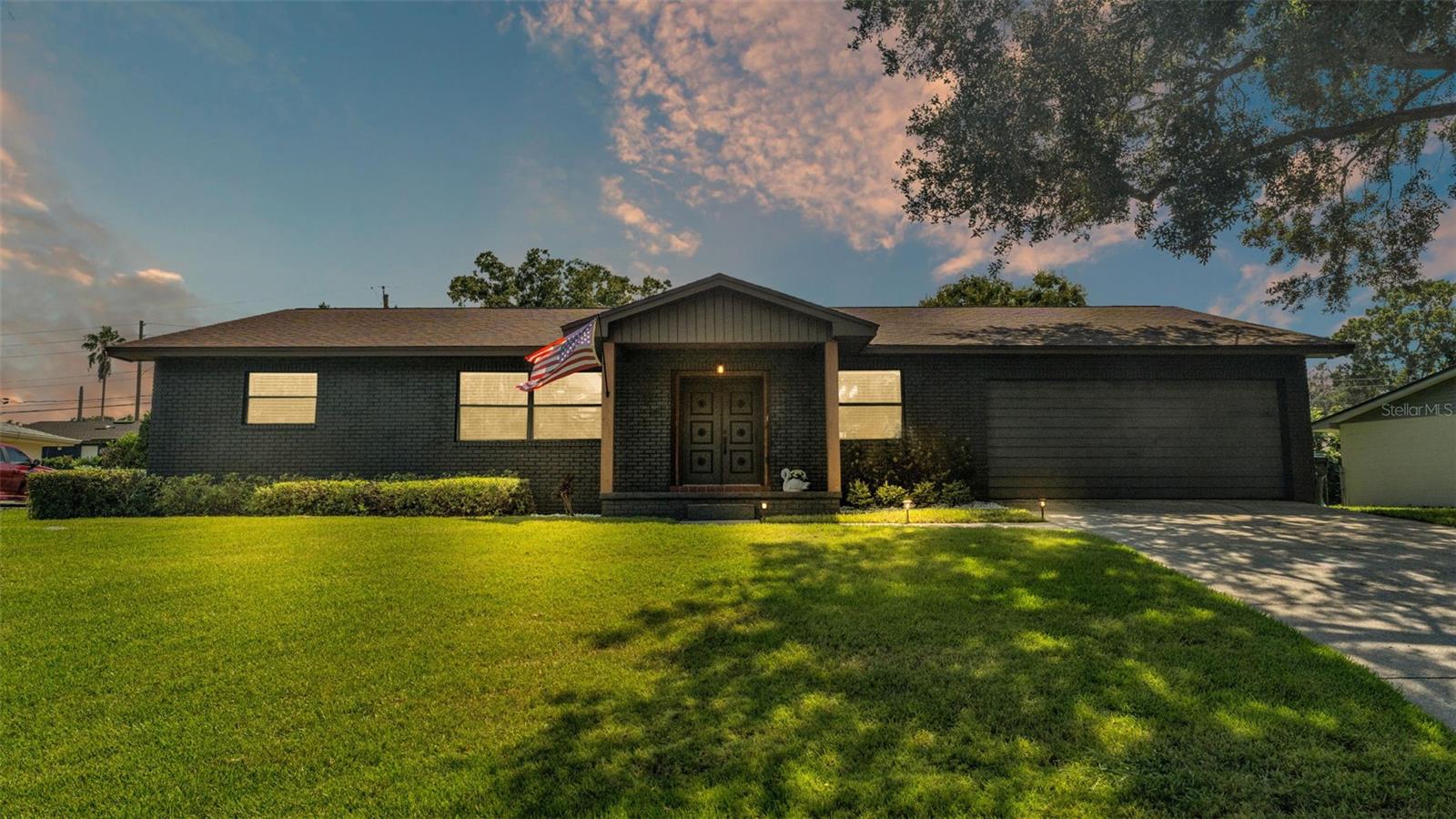 Hallam Ct, Lakeland, FL 33813