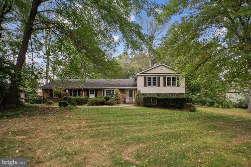 3424 Tilton Valley Dr, Fairfax, VA, 22033-1809 | Card Image