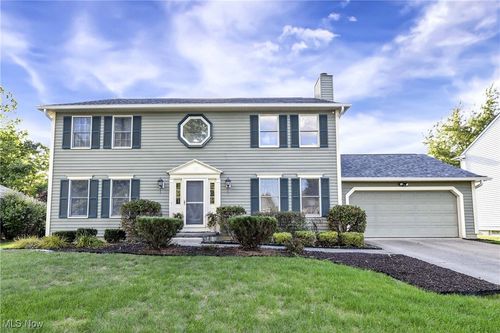 13071 Mariner Dr, North Royalton, OH, 44133-5975 | Card Image