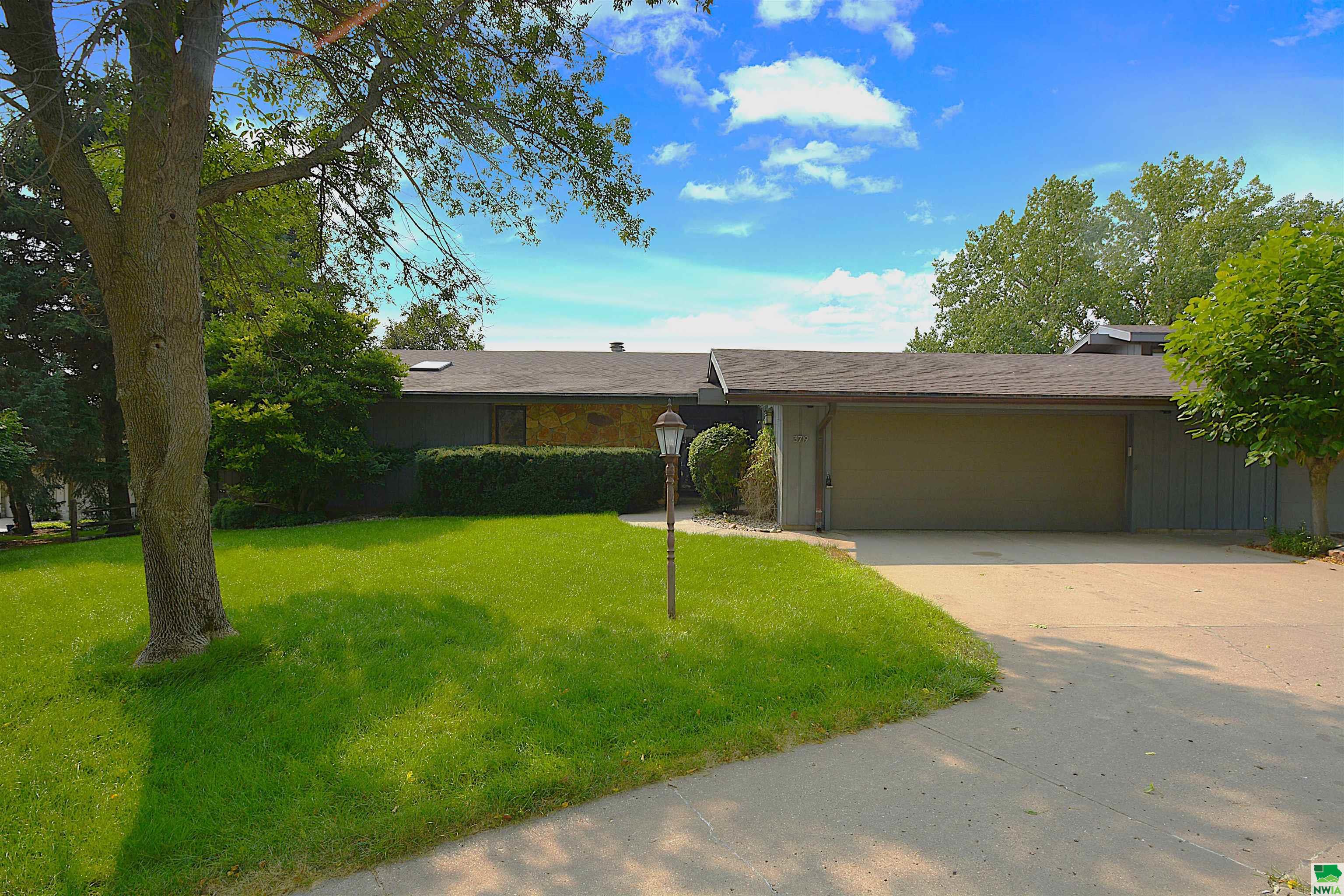 Briar Path, Sioux City, IA 51104