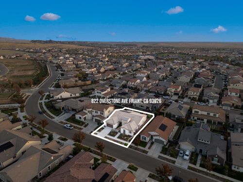 822 Overstone Ave, Madera, CA, 93636-8034 | Card Image