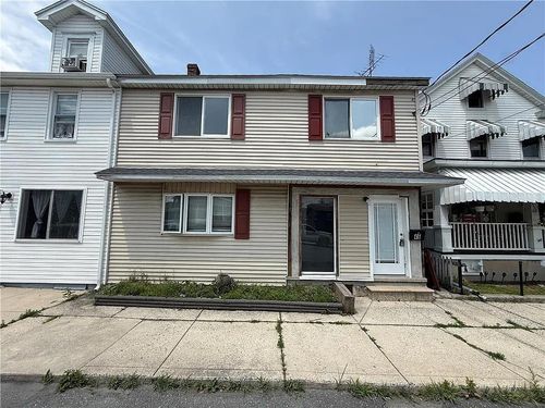 46 E Hazard St, Summit Hill, PA, 18250-1208 | Card Image