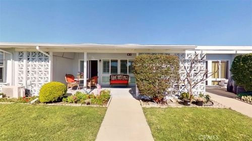 apt-28-13721 Alderwood Ln, Seal Beach, CA, 90740-3925 | Card Image