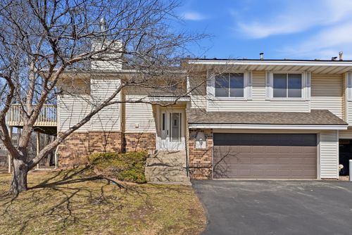 902 Evergreen Dr, Burnsville, MN, 55337-6721 | Card Image