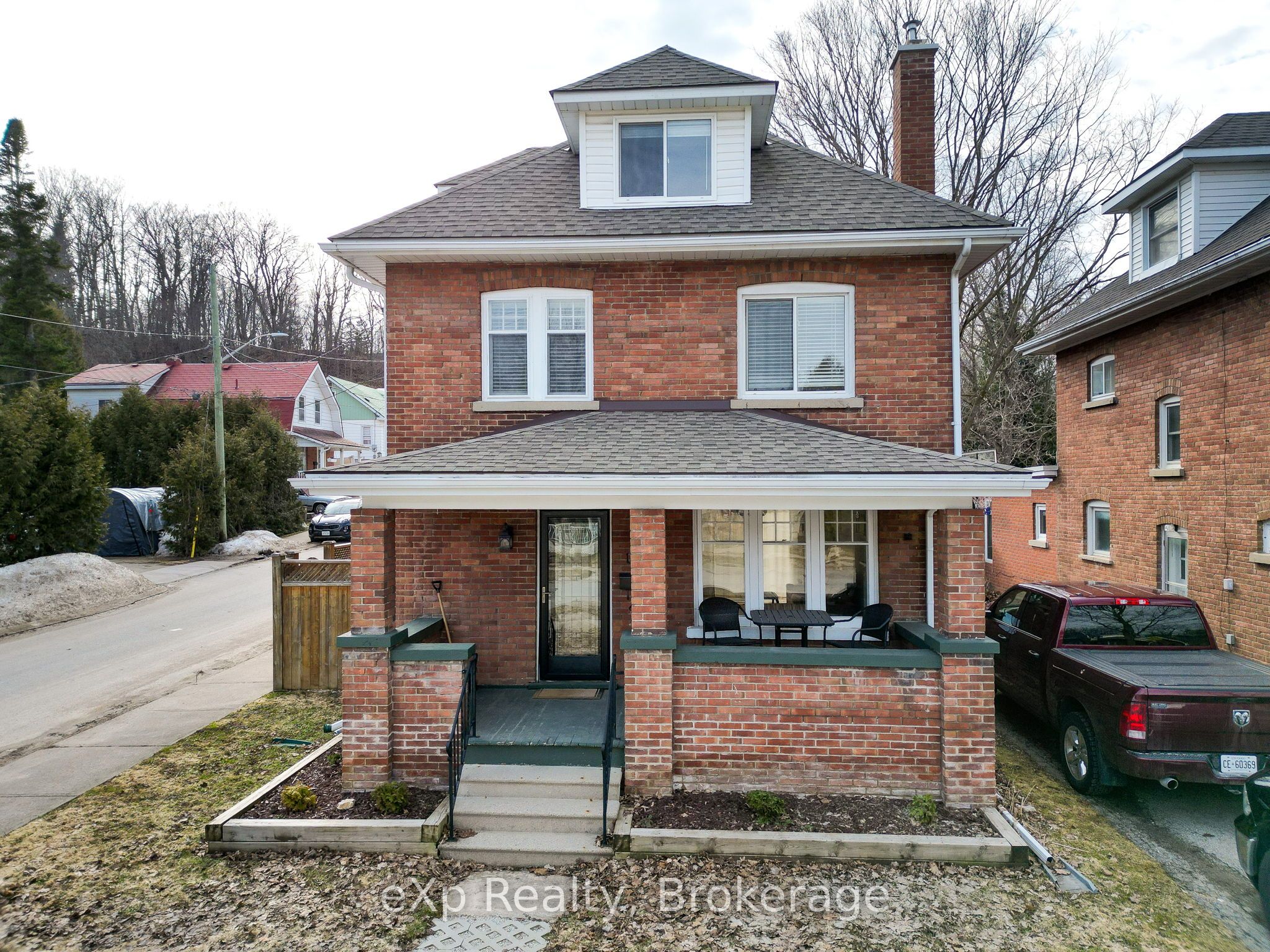 Residential in Owen Sound
