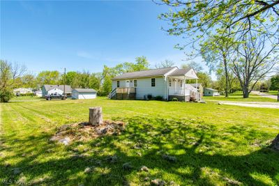 488 W Texas Avenue, House other with 2 bedrooms, 1 bathrooms and null parking in Sebring OH | Image 2