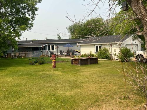 714 13 Street, Smith, AB, T0G2B0 | Card Image