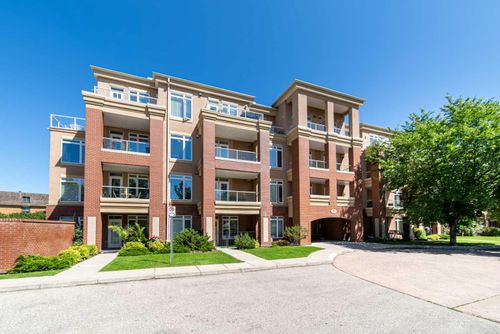 205-4 Hemlock Crescent Sw, Calgary, AB, T3C2Z1 | Card Image