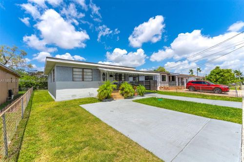 3500 Sw 87th Pl, Miami, FL, 33165-4318 | Card Image