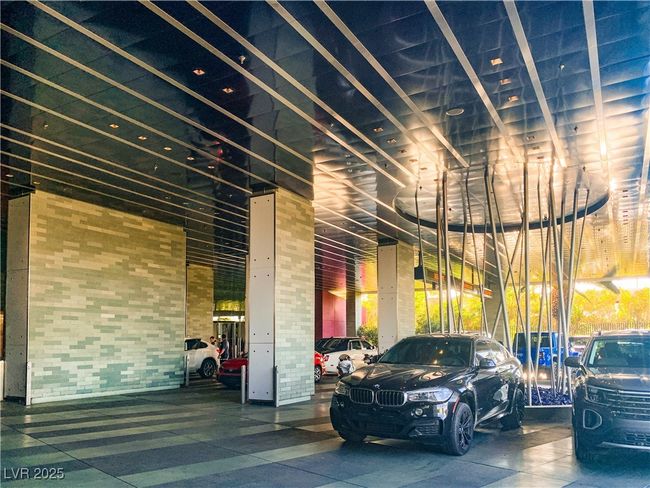 View of building lobby | Image 11