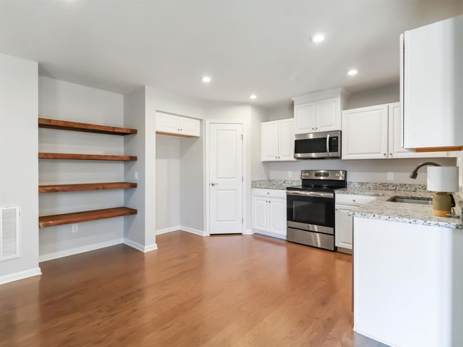 510 Bucklebury Rd, House other with 3 bedrooms, 3 bathrooms and null parking in Greer SC | Image 6