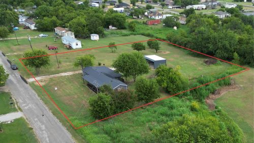 5520 Baron Dr, Joshua, TX, 76058-4389 | Card Image