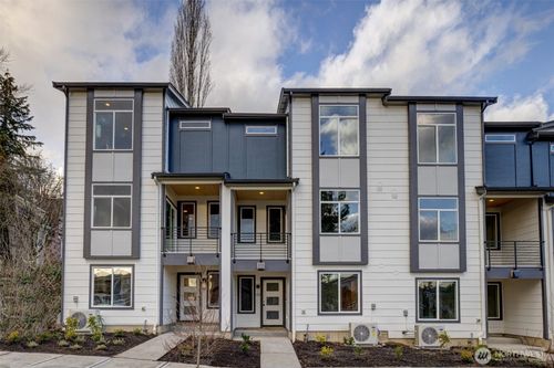 unit-102-6726 Ne 187th St, Kenmore, WA, 98028-7955 | Card Image