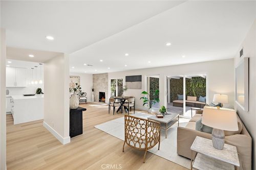 359 Ravello Ln, Costa Mesa, CA, 92627 | Card Image