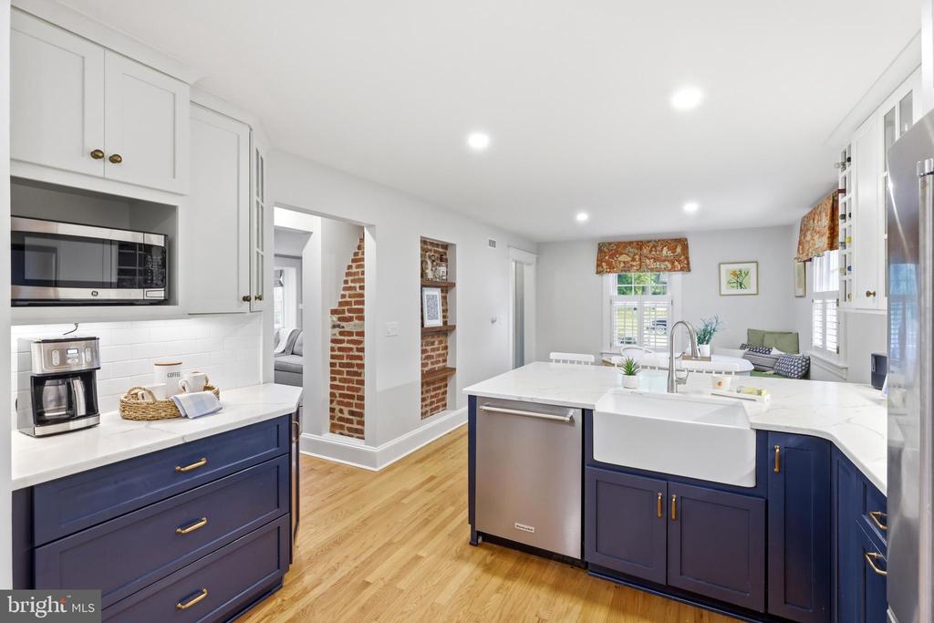 Residential in ANNAPOLIS 5