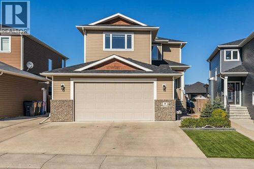 16 Ranchview Way Ne, Medicine Hat, AB, T1C0G3 | Card Image