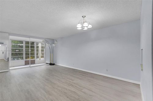 apt-205-5320 Nw 11th St, Lauderhill, FL, 33313-6470 | Card Image