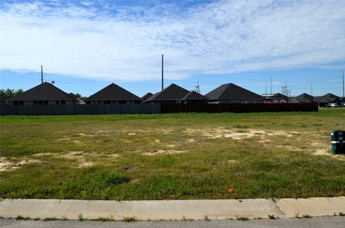 311 Preston Road, Mabank, TX, 75147 | Card Image