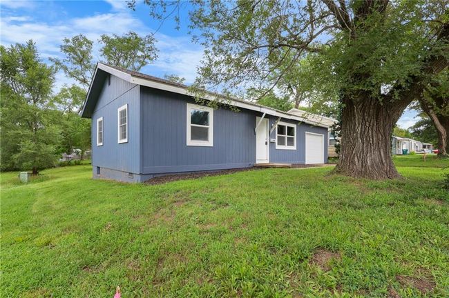 1758 Main St, House other with 2 bedrooms, 1 bathrooms and null parking in Osawatomie KS | Image 17