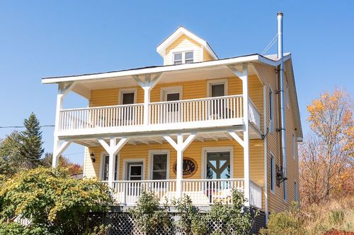 4198 Eagle Lake Rd, South River, ON, P0A1X0 | Card Image