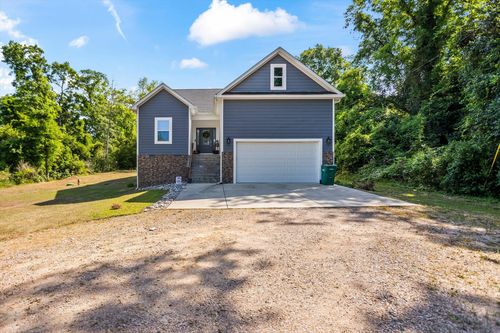 440 N Lee St, Leesville, SC, 29070-9588 | Card Image