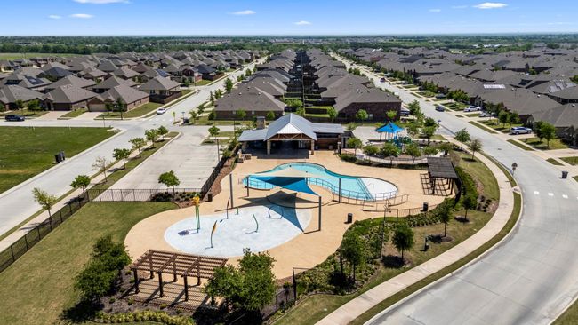 400 Saddle Club Way, House other with 4 bedrooms, 2 bathrooms and null parking in Princeton TX | Image 36
