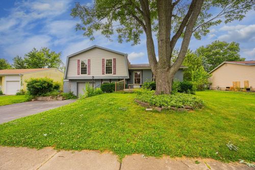 1339 Crestview St, Reynoldsburg, OH, 43068-1366 | Card Image