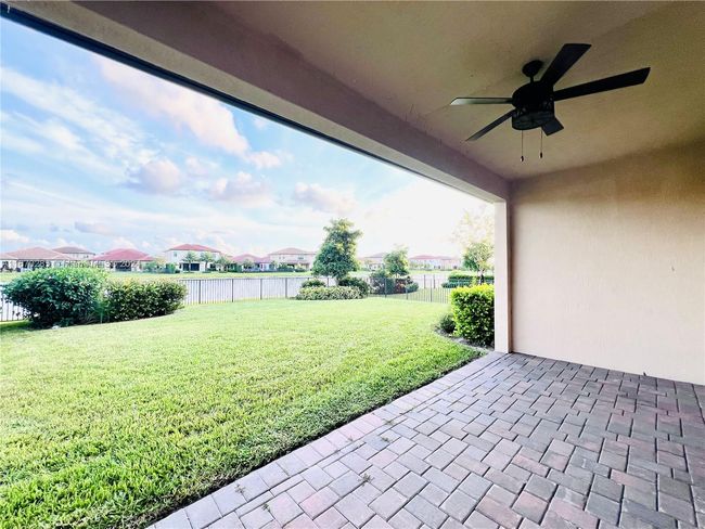 12070 - 12070 N Baypoint Cir, House other with 3 bedrooms, 2 bathrooms and null parking in Parkland FL | Image 30