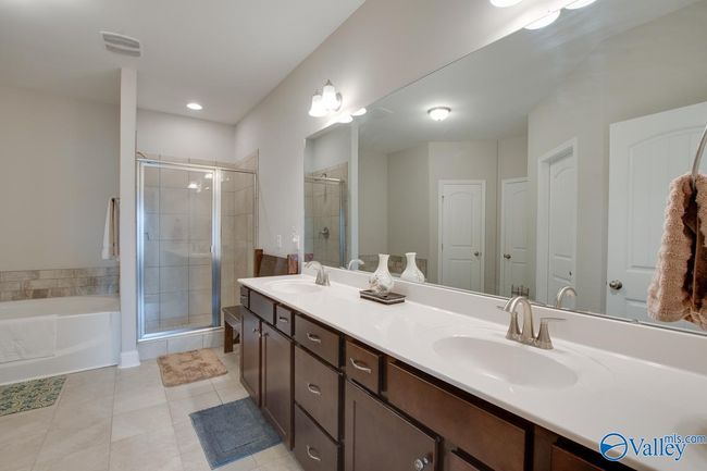 127 Birch Falls Dr, House other with 4 bedrooms, 2 bathrooms and null parking in Hazel Green AL | Image 13