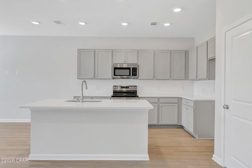 50-7672 Solana Ln, Panama City, FL, 32408-4910 | Card Image