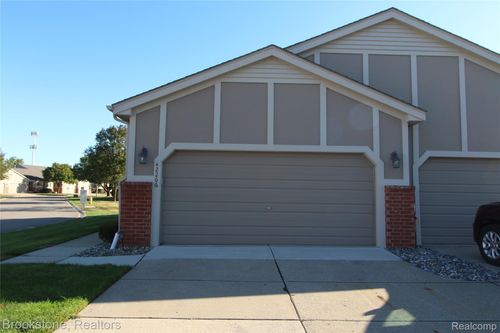 1-42266 Brookview Ln, Clinton Township, MI, 48038-5243 | Card Image