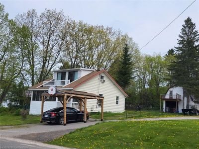 142 Wilson Lake Rd, House other with 2 bedrooms, 1 bathrooms and 6 parking in Port Loring ON | Image 2