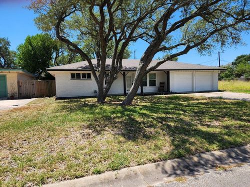 1905 Bay Ave, Rockport, TX, 78382-3401 | Card Image